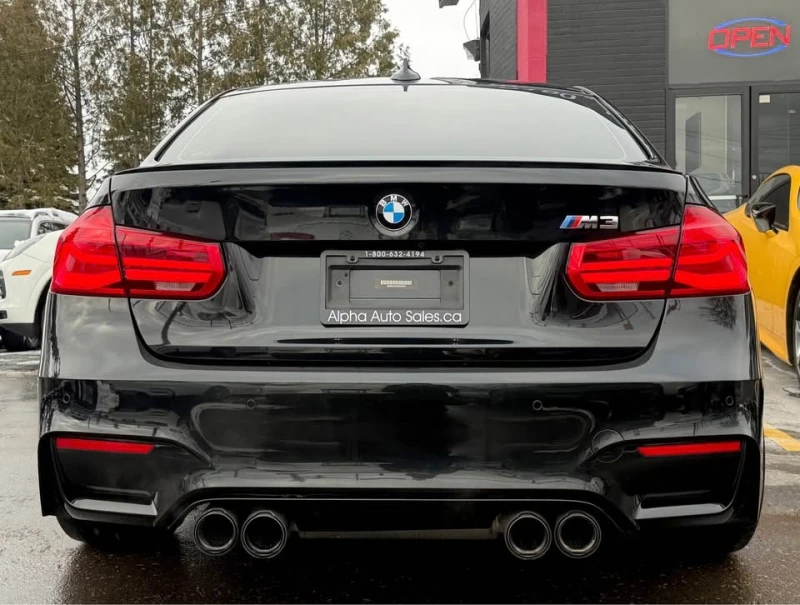 BMW M3 * PREMIUM* CARFAX* , снимка 6 - Автомобили и джипове - 53021693