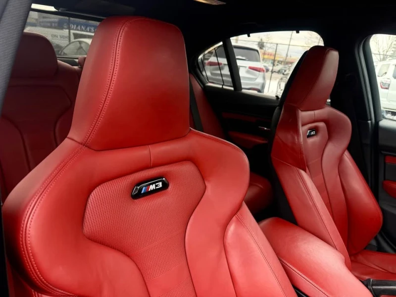 BMW M3 * PREMIUM* CARFAX* , снимка 10 - Автомобили и джипове - 53021693