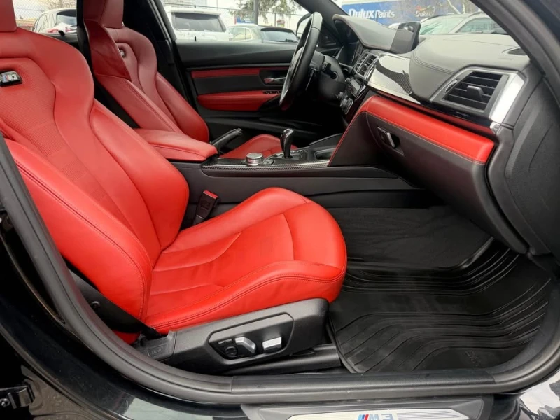 BMW M3 * PREMIUM* CARFAX* , снимка 11 - Автомобили и джипове - 53021693