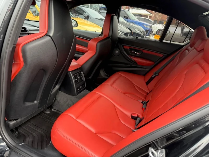 BMW M3 * PREMIUM* CARFAX* , снимка 12 - Автомобили и джипове - 53021693