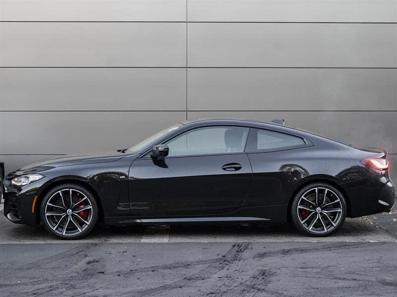 BMW M4 xDrive* АвтоКредит* (ЦЕНА ДО БГ), снимка 3 - Автомобили и джипове - 54030856