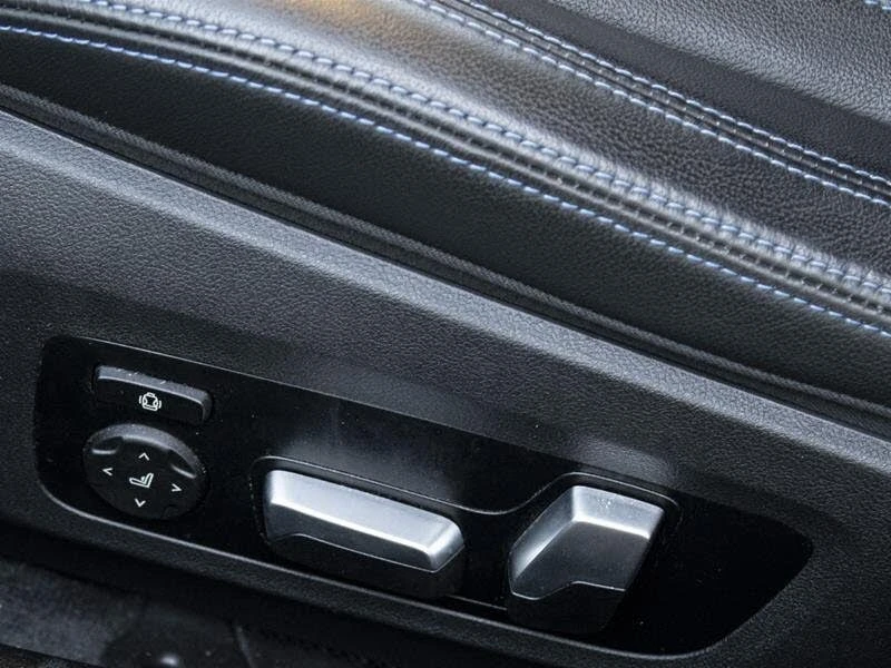 BMW M4 xDrive* АвтоКредит* (ЦЕНА ДО БГ), снимка 11 - Автомобили и джипове - 54030856