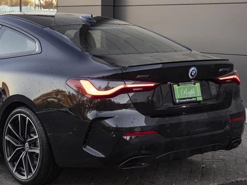 BMW M4 xDrive* АвтоКредит* (ЦЕНА ДО БГ), снимка 4 - Автомобили и джипове - 54030856