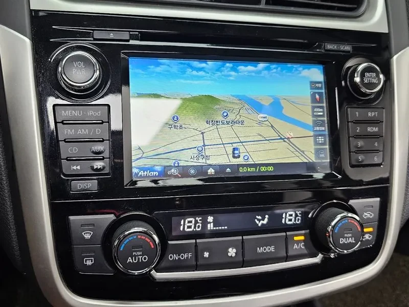 Nissan Altima 2.5 L33, снимка 15 - Автомобили и джипове - 54879576