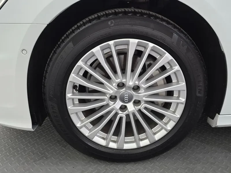 Audi A6 2.0 TFSI, снимка 5 - Автомобили и джипове - 55084456