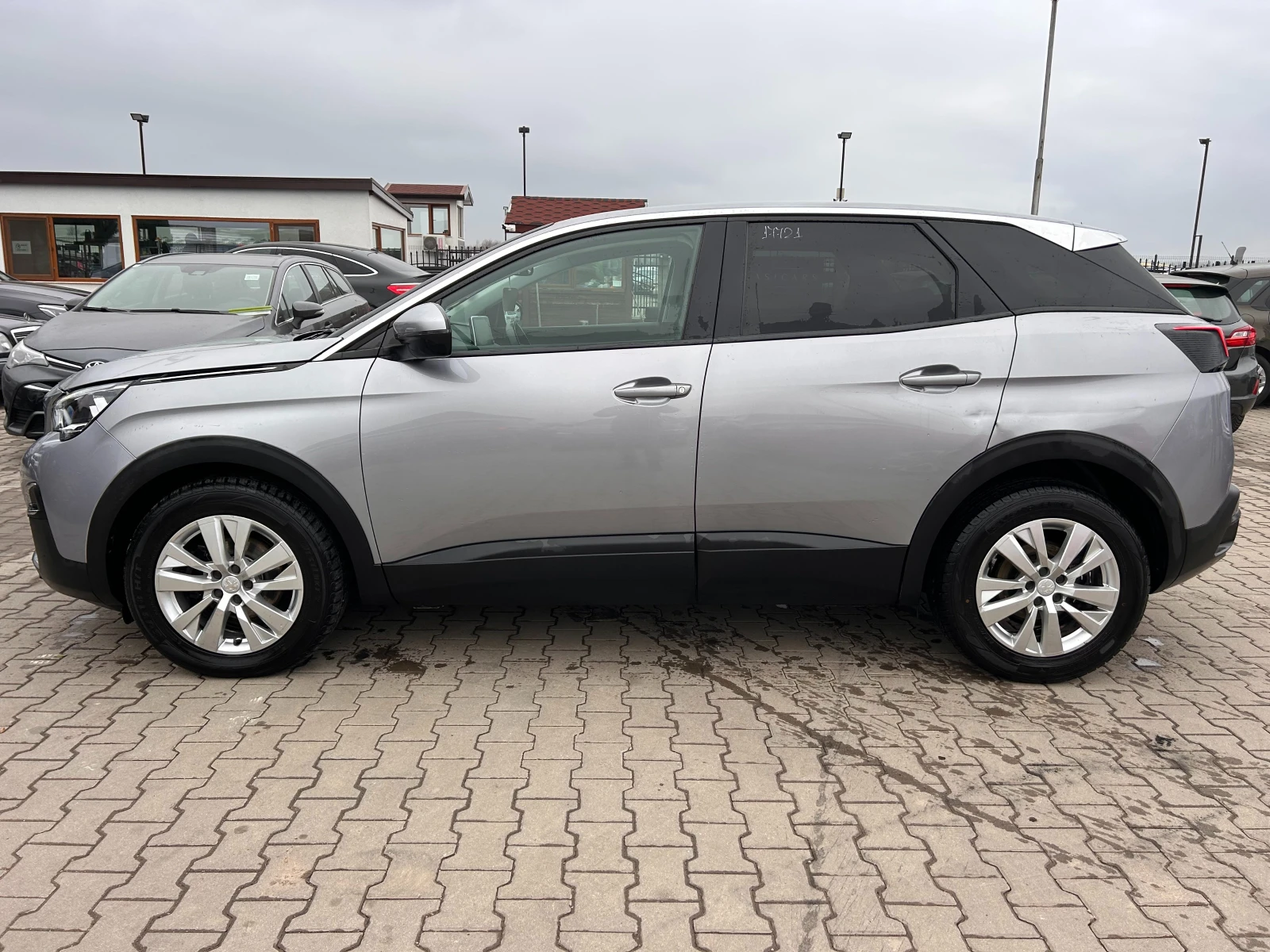 Peugeot 3008 1.5HDI AVTOMAT/NAVI EURO 6 - изображение 9