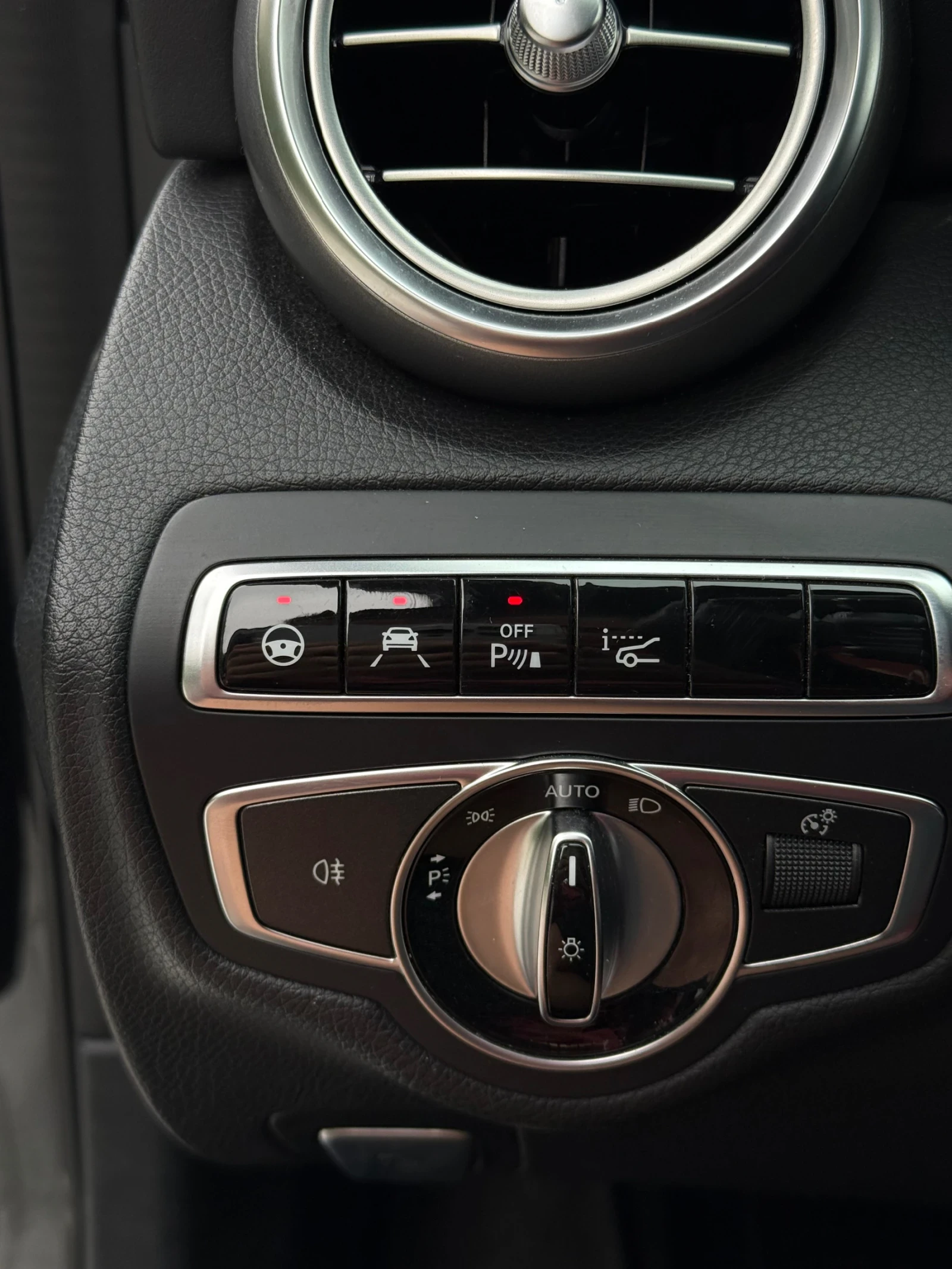 Mercedes-Benz C 63 AMG HEAD UP!LINE!FULL NIGHT BLACK EDITION!PANO!DIS! - изображение 10