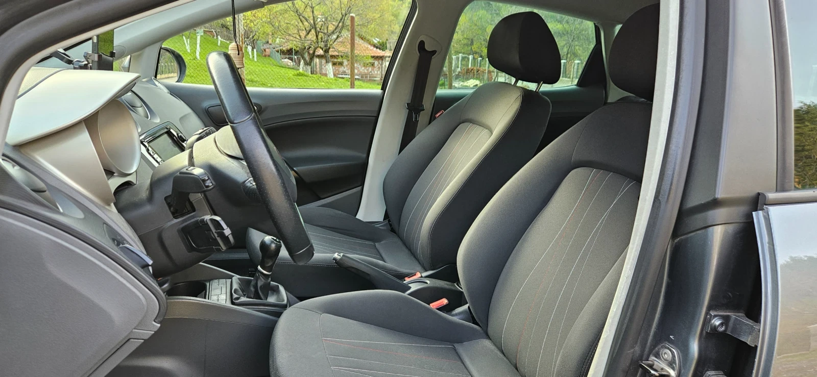 Seat Ibiza 1.6 TDI - изображение 8