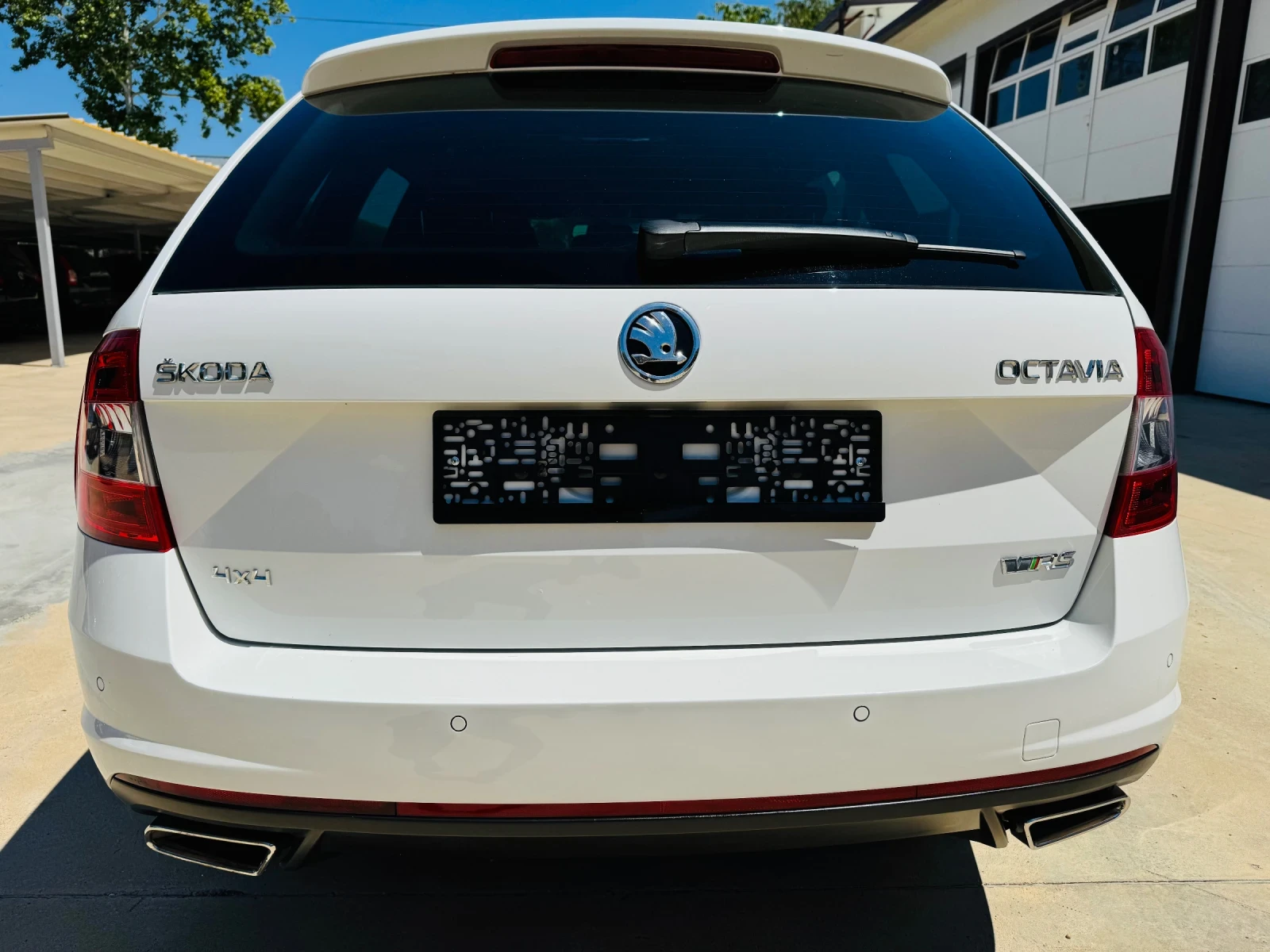 Skoda Octavia * VRS* DSG* KEYLESS* 4x4* FULL - изображение 6