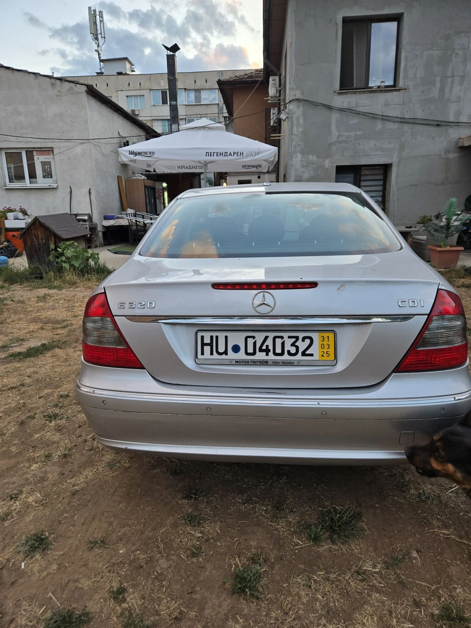 Mercedes-Benz E 320 Нов внос Германия във много добро състояние  - изображение 5