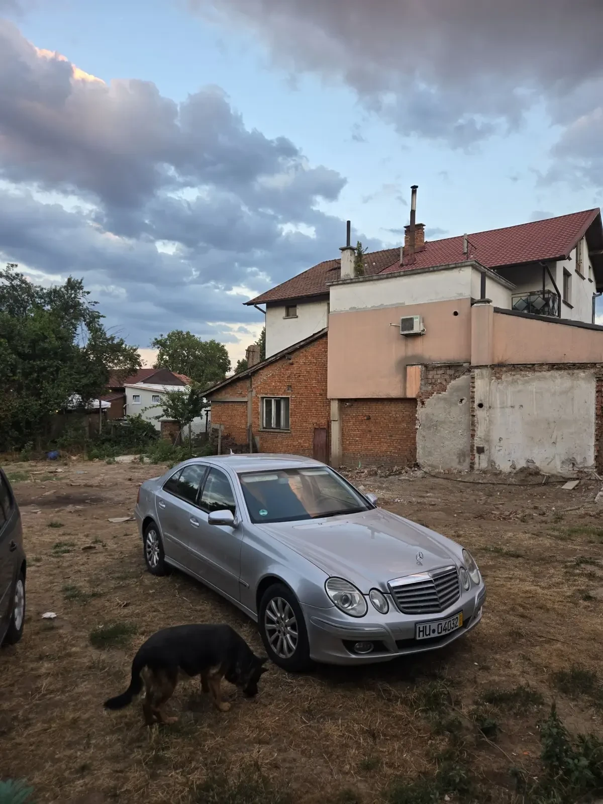 Mercedes-Benz E 320 Нов внос Германия във много добро състояние  - изображение 6