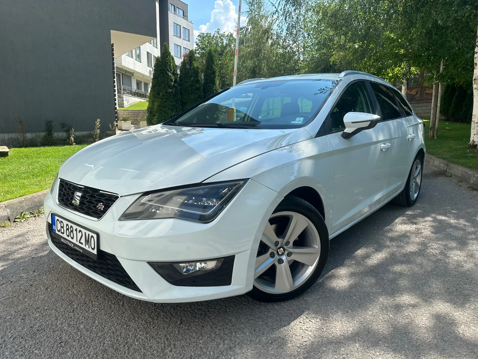 Seat Leon FR / АВТОМАТИК - изображение 3
