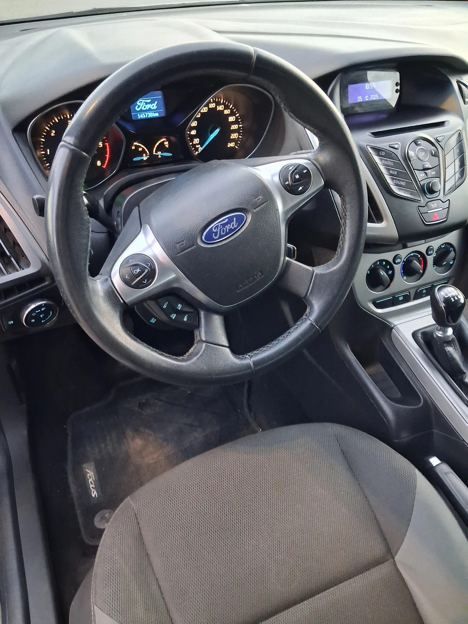 Ford Focus Хечбек - изображение 6