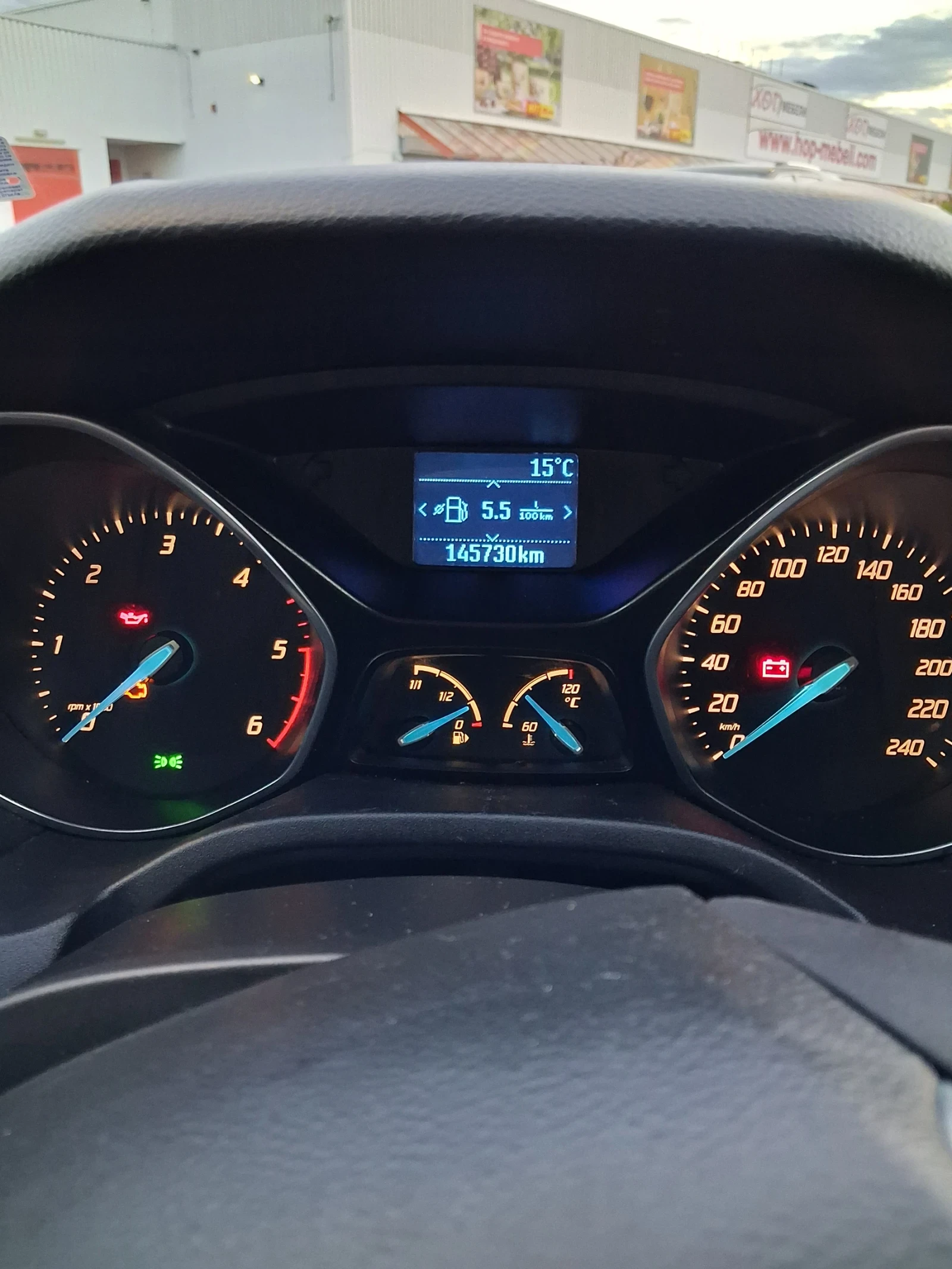 Ford Focus Хечбек - изображение 7