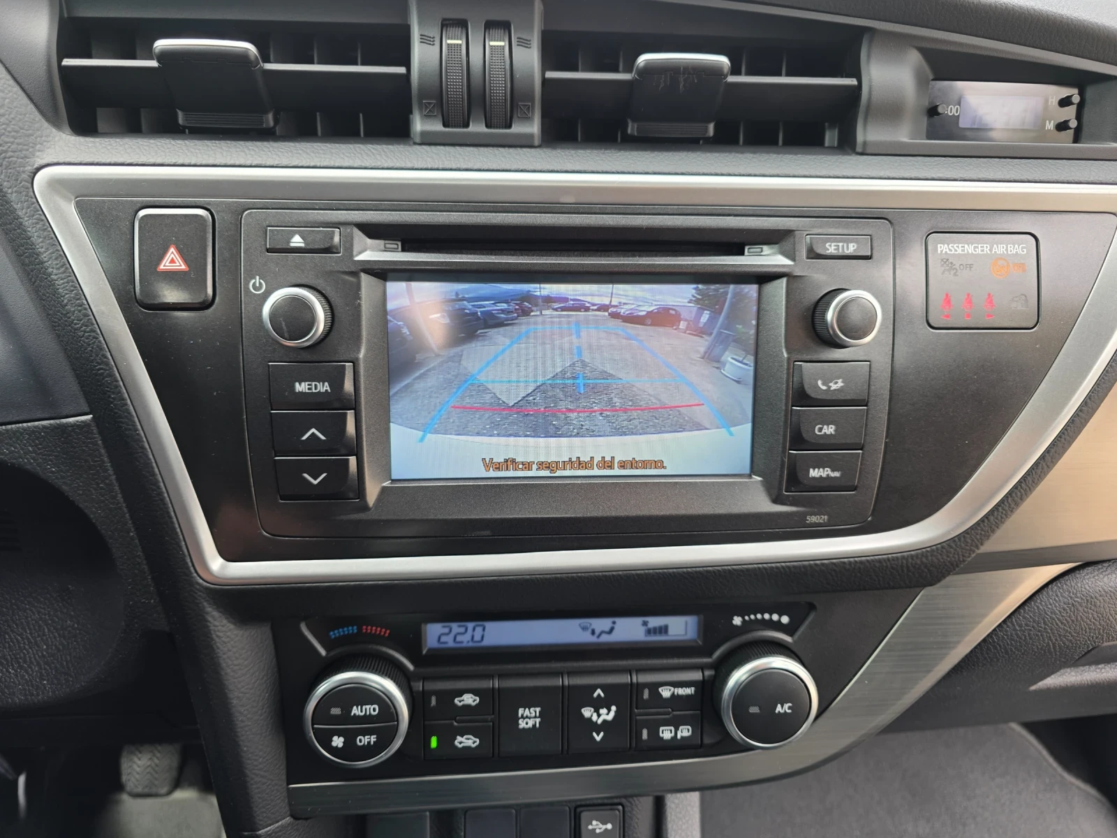 Toyota Auris 1.6 VVTI  Hands Free   5 | Mobile.bg   13