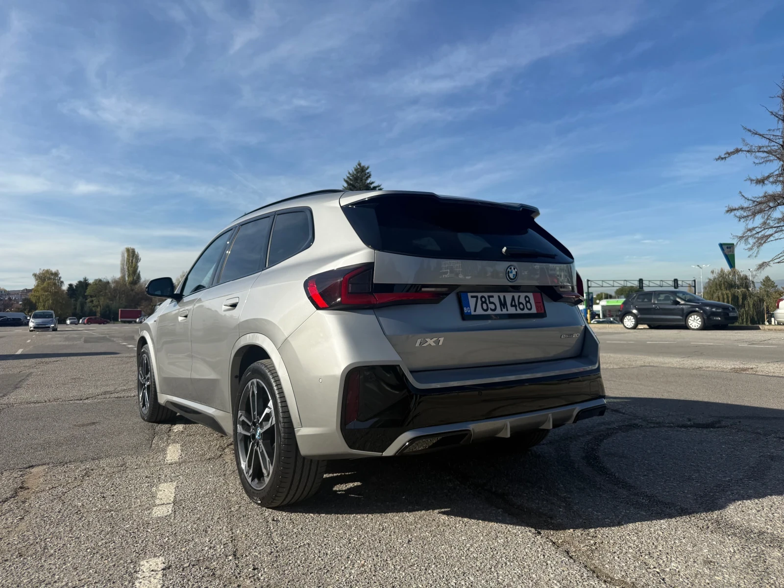 BMW iX1 | Mobile.bg   2