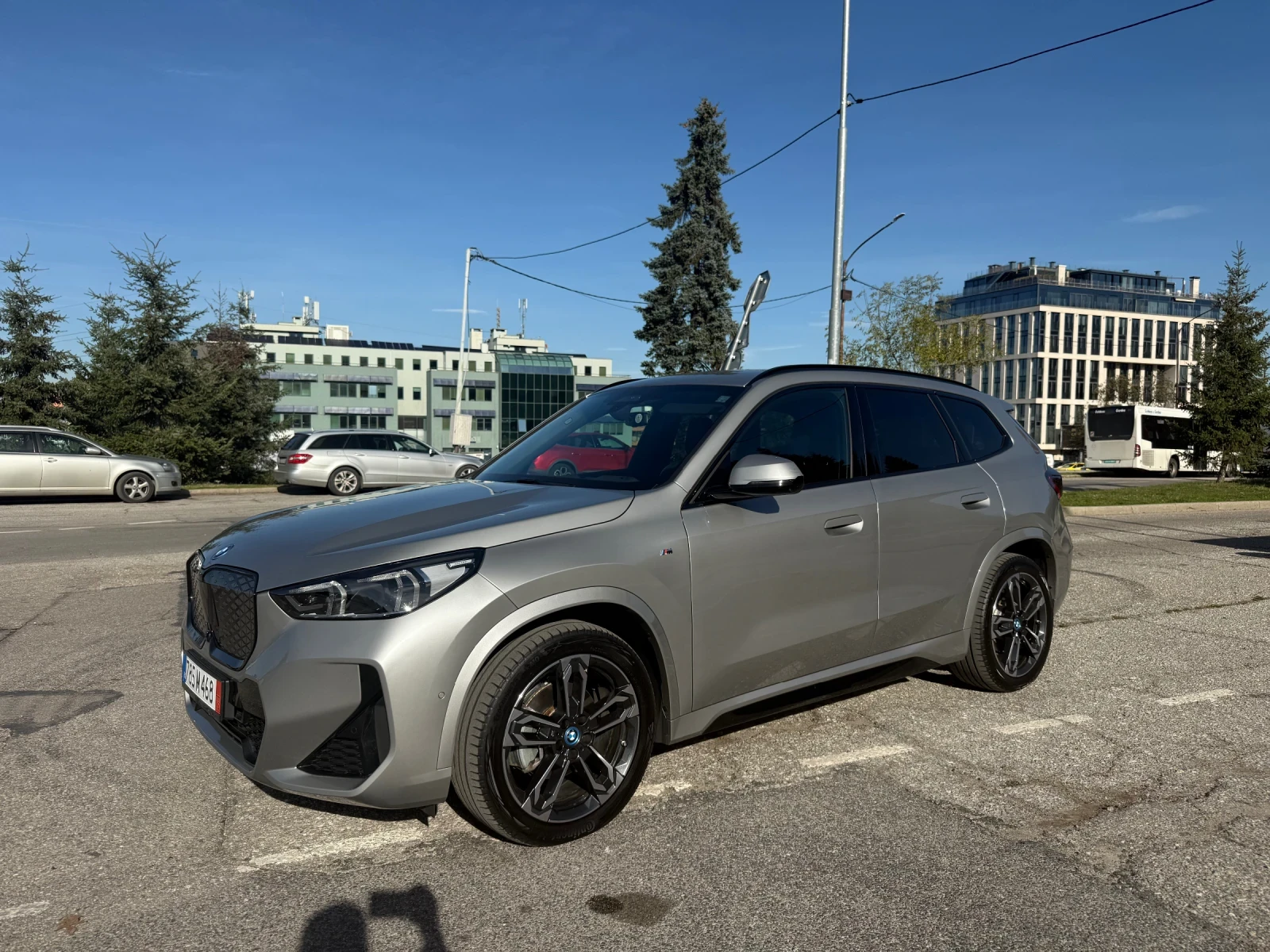 BMW iX1 | Mobile.bg   4