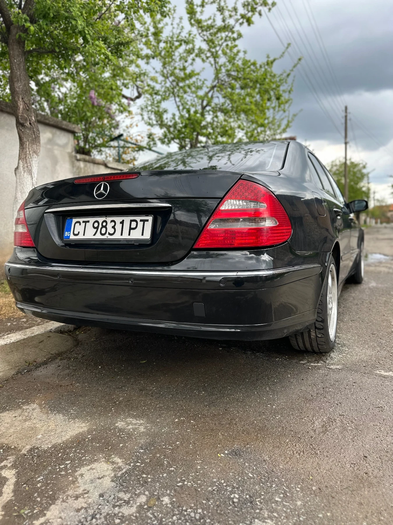 Mercedes-Benz E 320, снимка 3 - Автомобили и джипове - 53918437