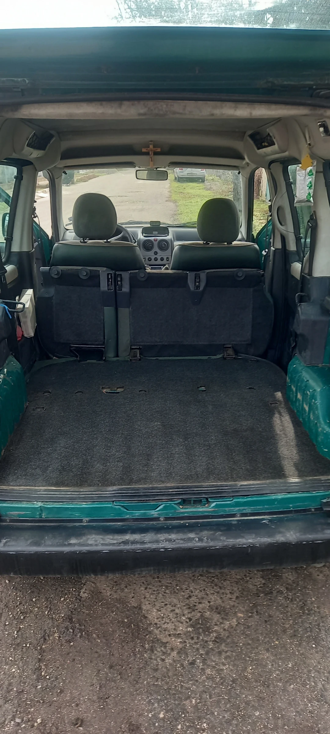 Peugeot Partner DIZEL HDI - изображение 9