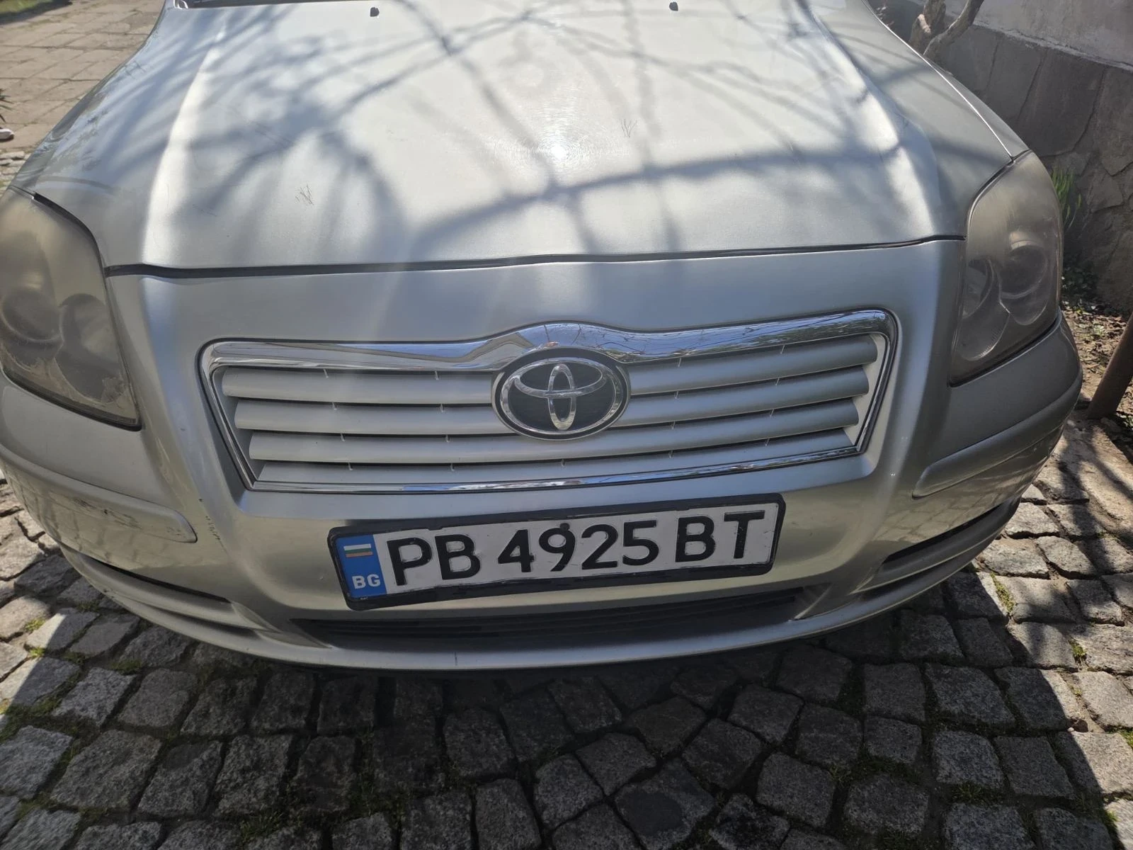 Toyota Avensis 1.8i, снимка 10 - Автомобили и джипове - 54271271