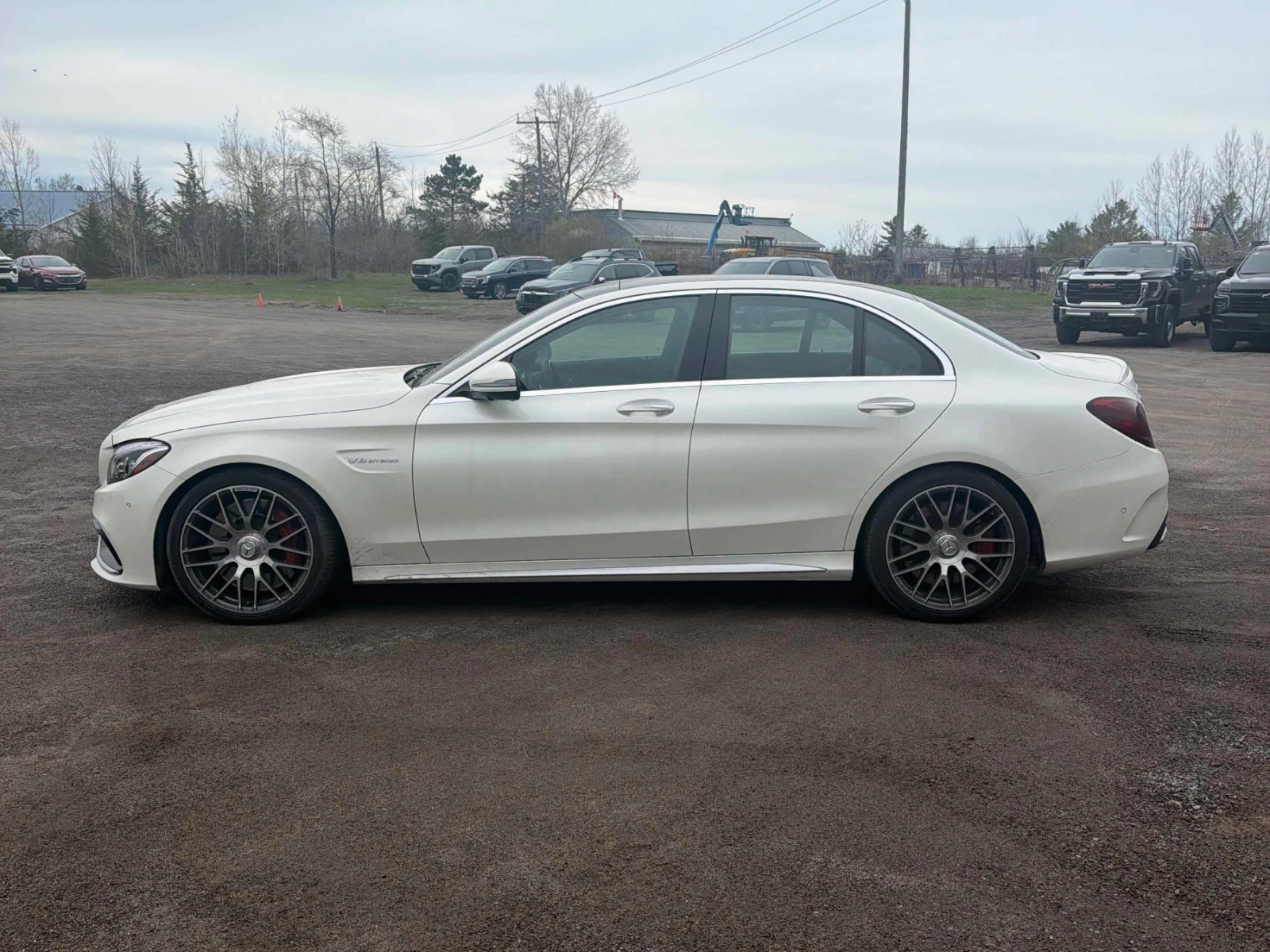 Mercedes-Benz C 63 AMG S * ДИСТРОНИК * ПОДГРЕВ * ПАНОРАМА * АВТОКРЕДИТ, снимка 2 - Автомобили и джипове - 54586949