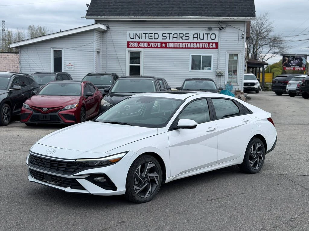 Hyundai Elantra Distronic* Мъртви точки* Carplay, снимка 3 - Автомобили и джипове - 54683407
