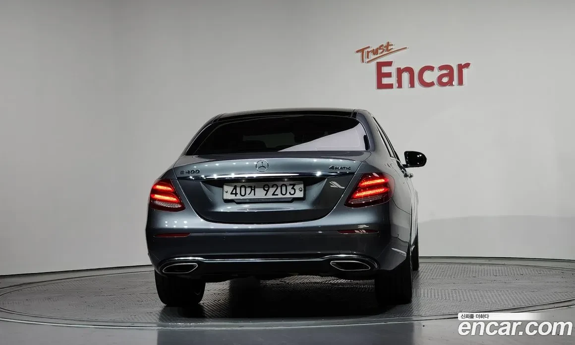 Mercedes-Benz E 400 4MATIC* Exclusive* FULLY LOADED* ���� ������*  | Mobile.bg � ����������� 4