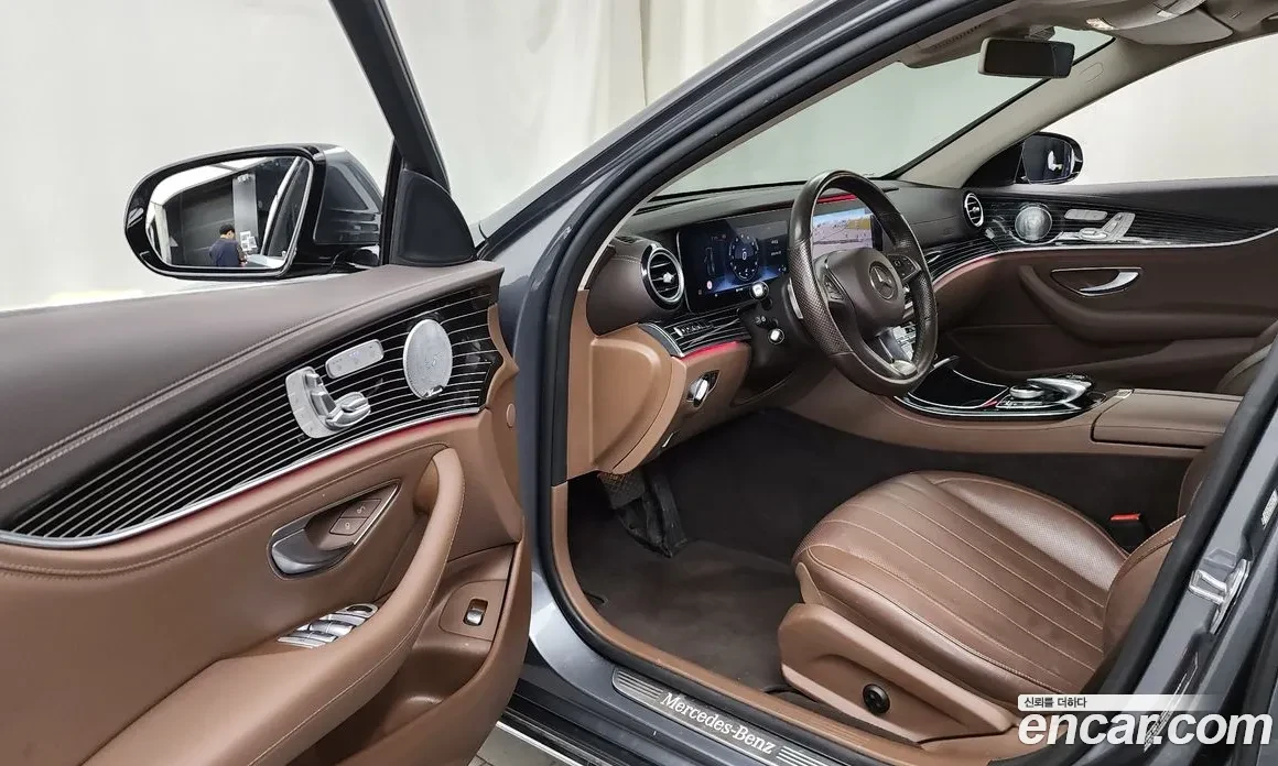 Mercedes-Benz E 400 4MATIC* Exclusive* FULLY LOADED* ���� ������*  | Mobile.bg � ����������� 8