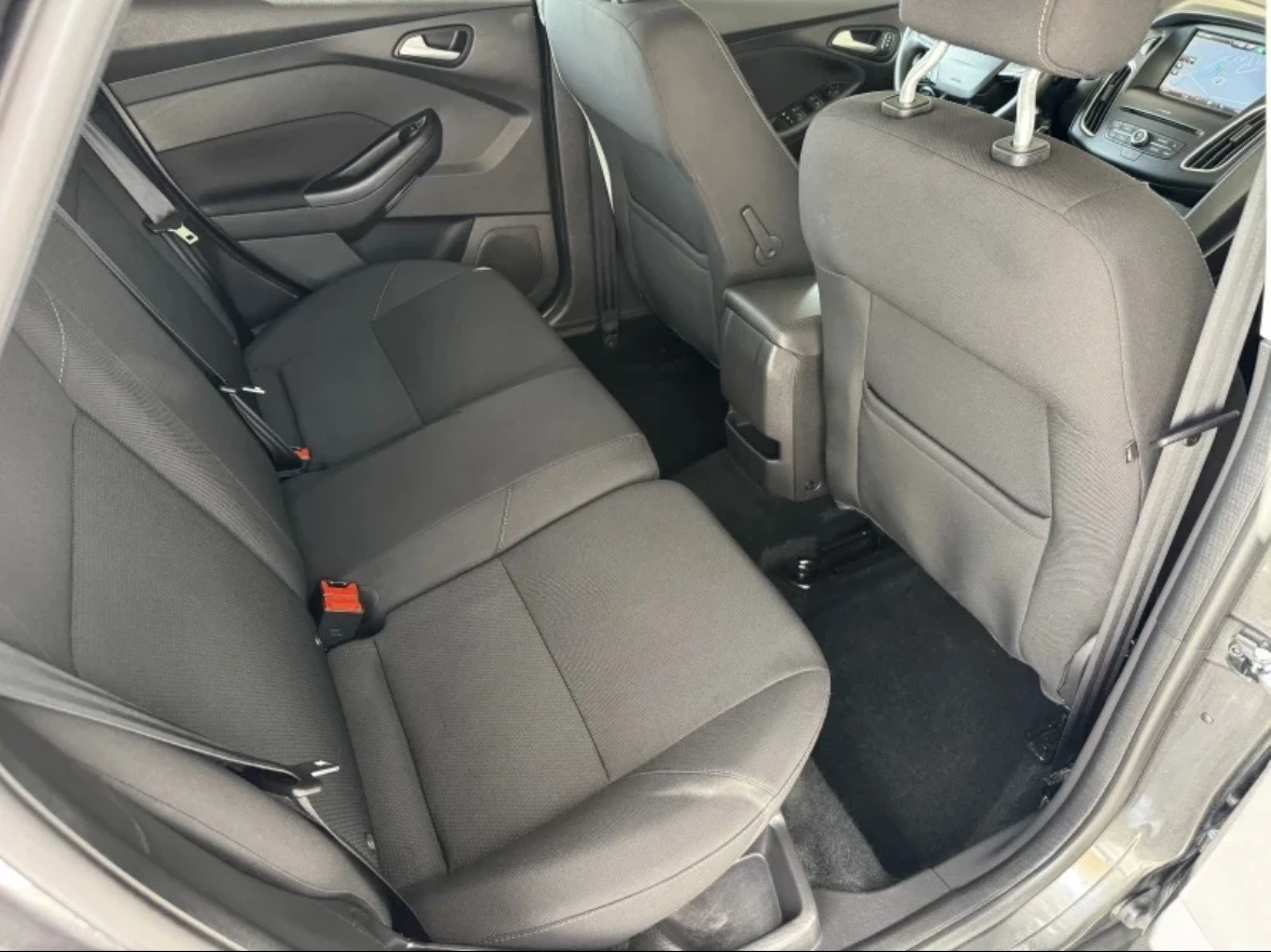 Ford Focus 1.5 TDCi Titanium Business   Facelift 2015* EURO 6, снимка 14 - Автомобили и джипове - 54736969
