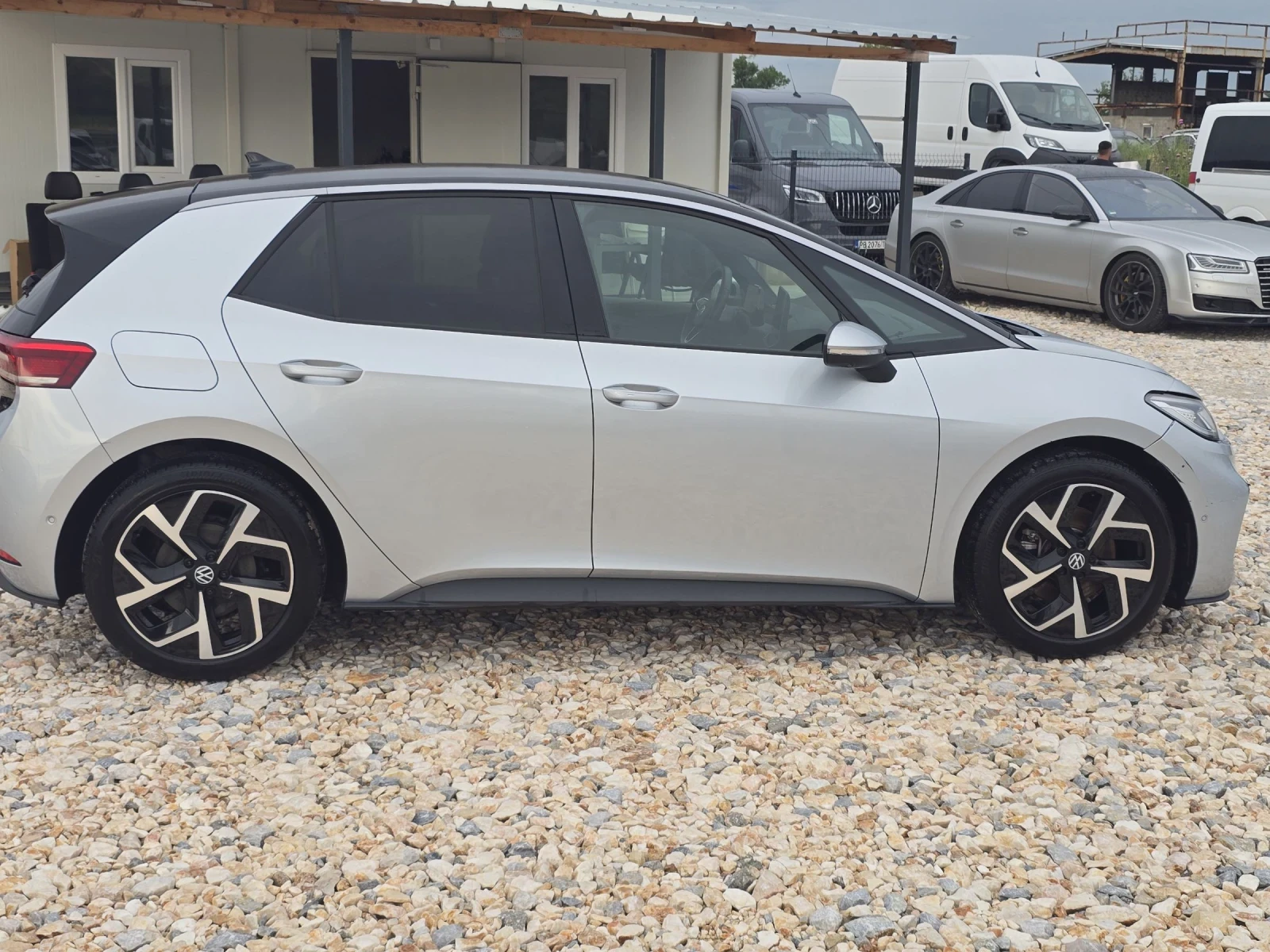 VW ID.3 65kw/ FACE-LIFT/ ГАРАНЦИОНА, снимка 4 - Автомобили и джипове - 54886841