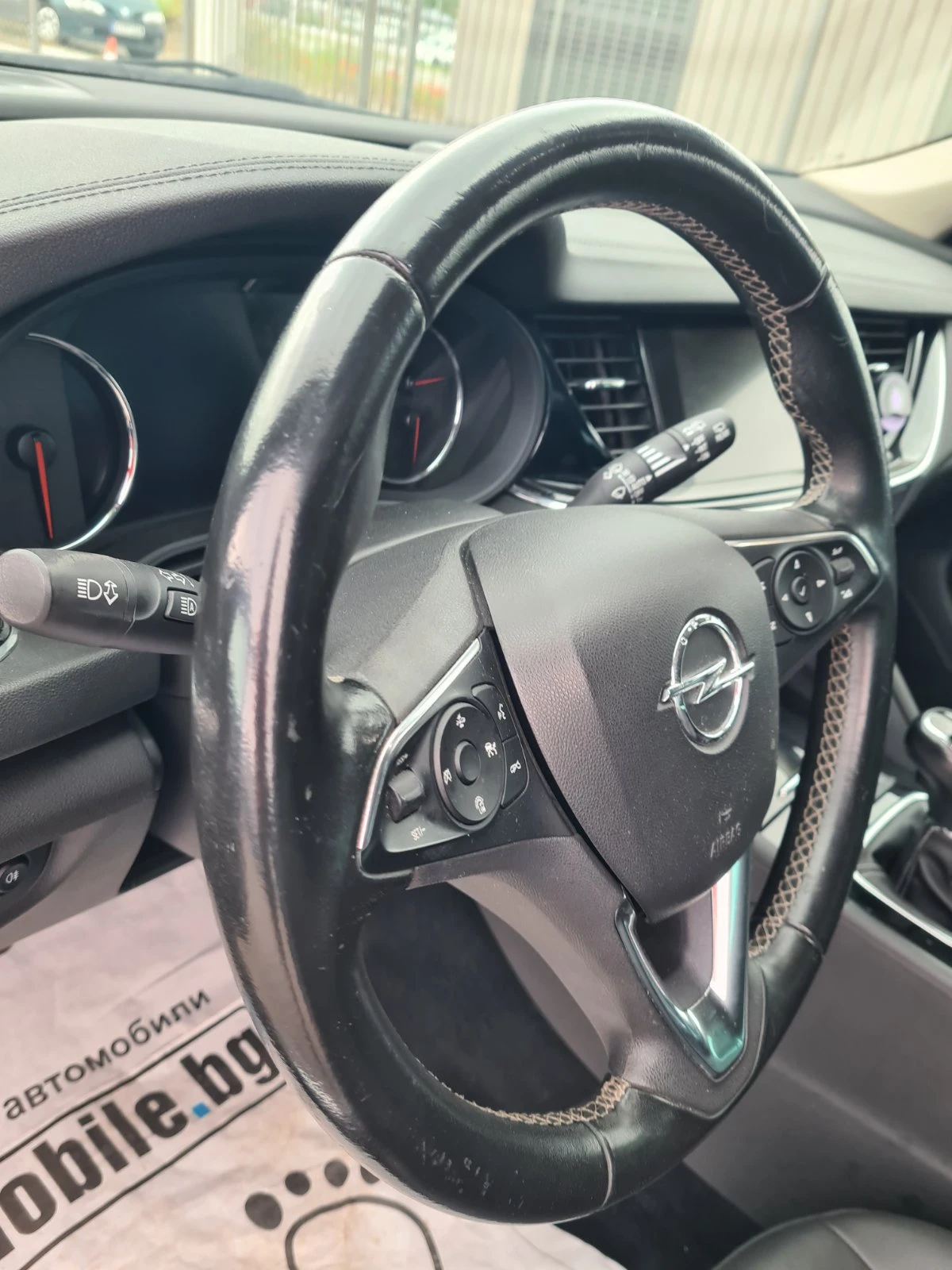 Opel Insignia  Sport Tourer 2.0 diesel 170kc , снимка 16 - Автомобили и джипове - 54908947