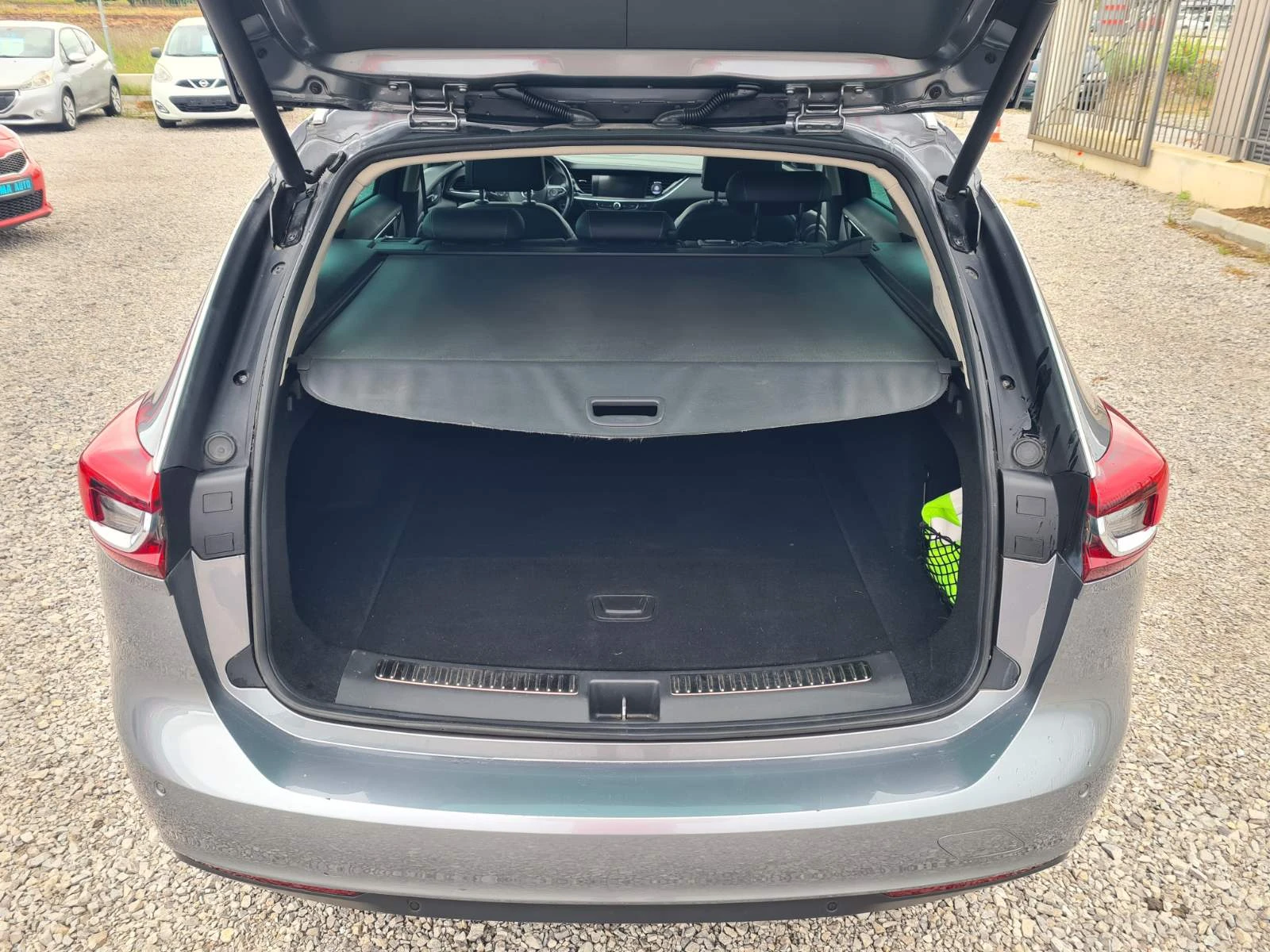 Opel Insignia  Sport Tourer 2.0 diesel 170kc , снимка 7 - Автомобили и джипове - 54908947