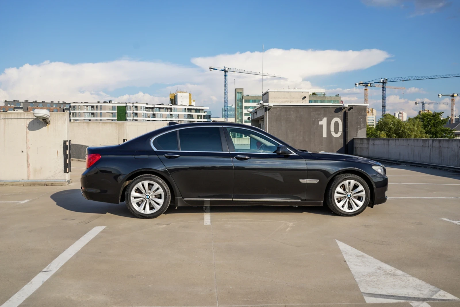 BMW 740 F01, снимка 9 - Автомобили и джипове - 54999650