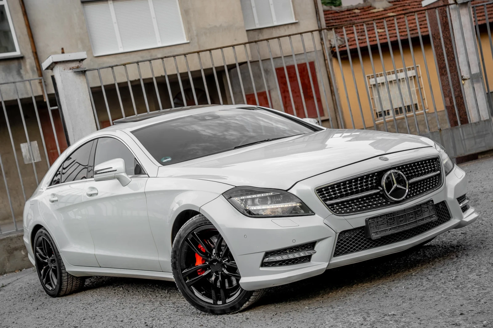Mercedes-Benz CLS 350 CDI-AMG LINE-ПОДГРЕВ-AMBIENT-FULL LED-ЛЮК-TOP