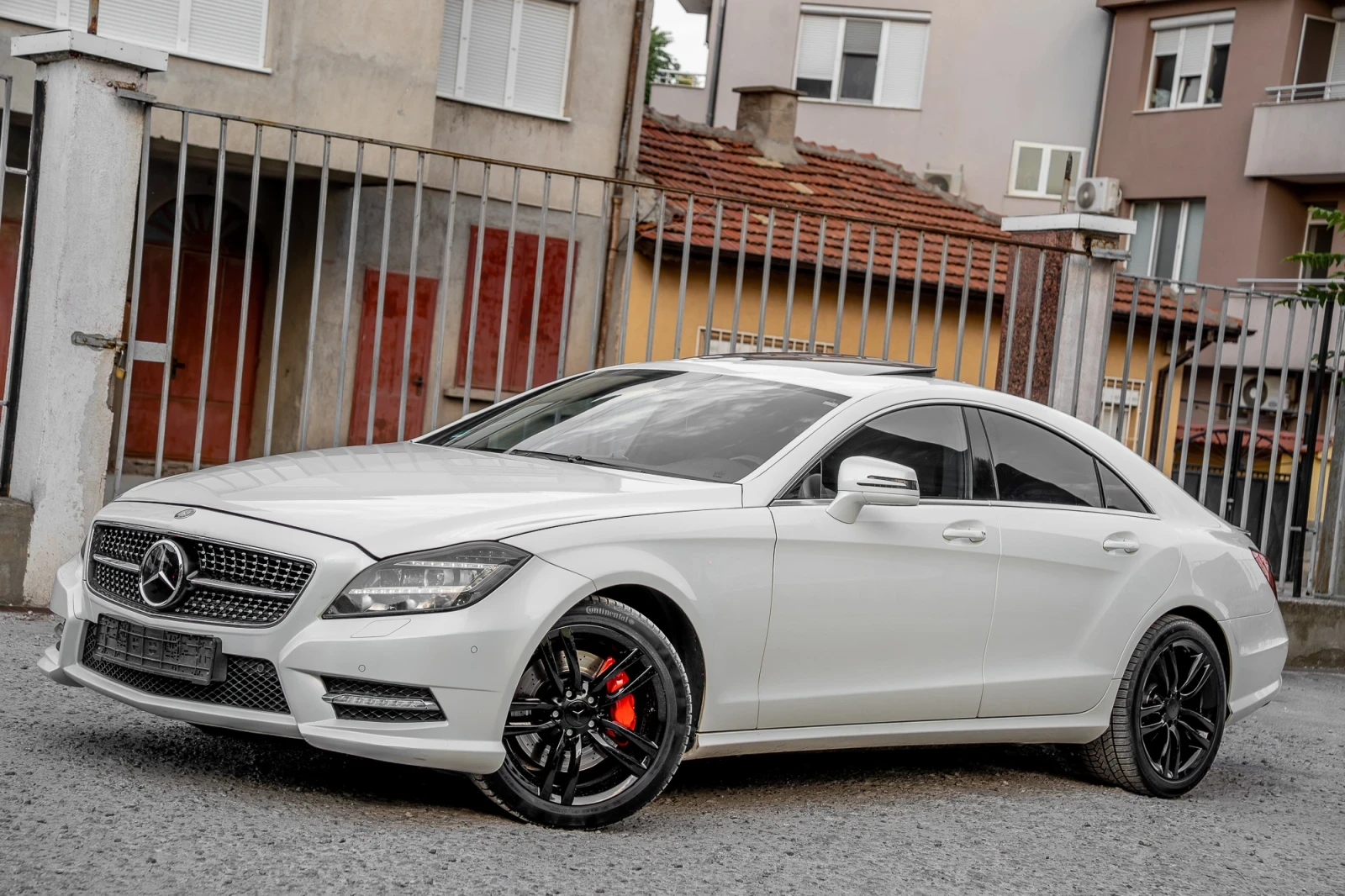 Mercedes-Benz CLS 350 CDI-AMG LINE-ПОДГРЕВ-AMBIENT-FULL LED-ЛЮК-TOP, снимка 3 - Автомобили и джипове - 55597407