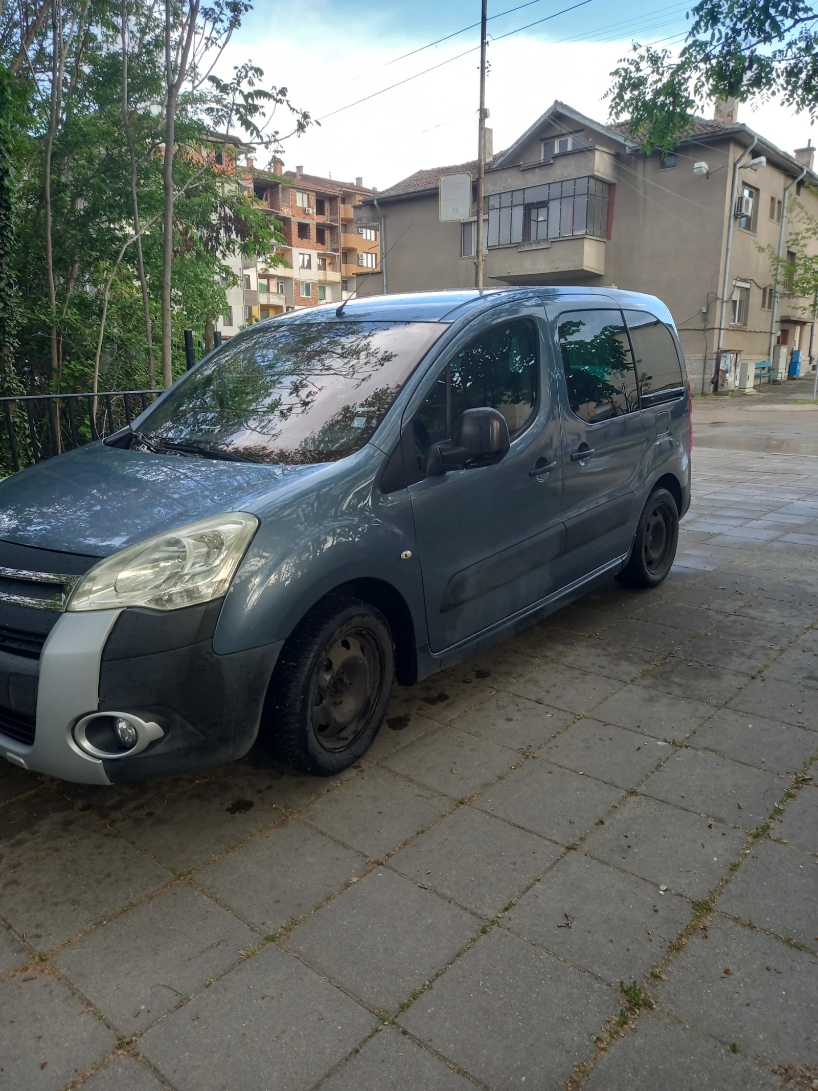 Citroen Berlingo, снимка 3 - Автомобили и джипове - 56059530