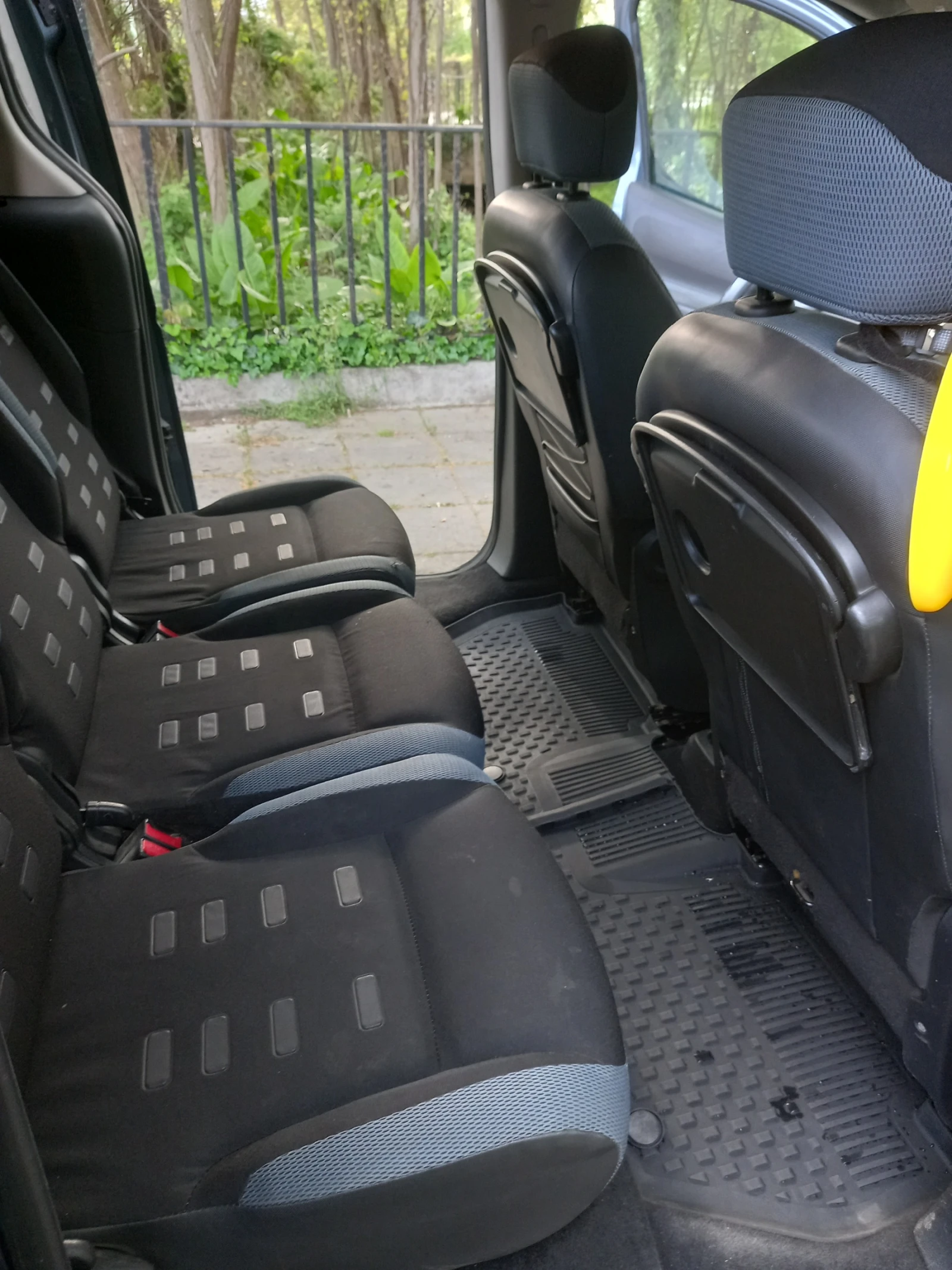 Citroen Berlingo, снимка 11 - Автомобили и джипове - 56059530