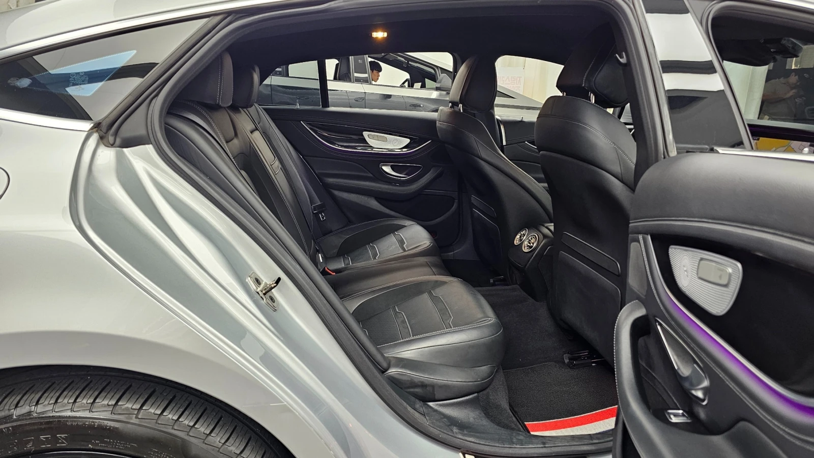 Mercedes-Benz AMG GT GT43 4Matic+ , снимка 12 - Автомобили и джипове - 56222295