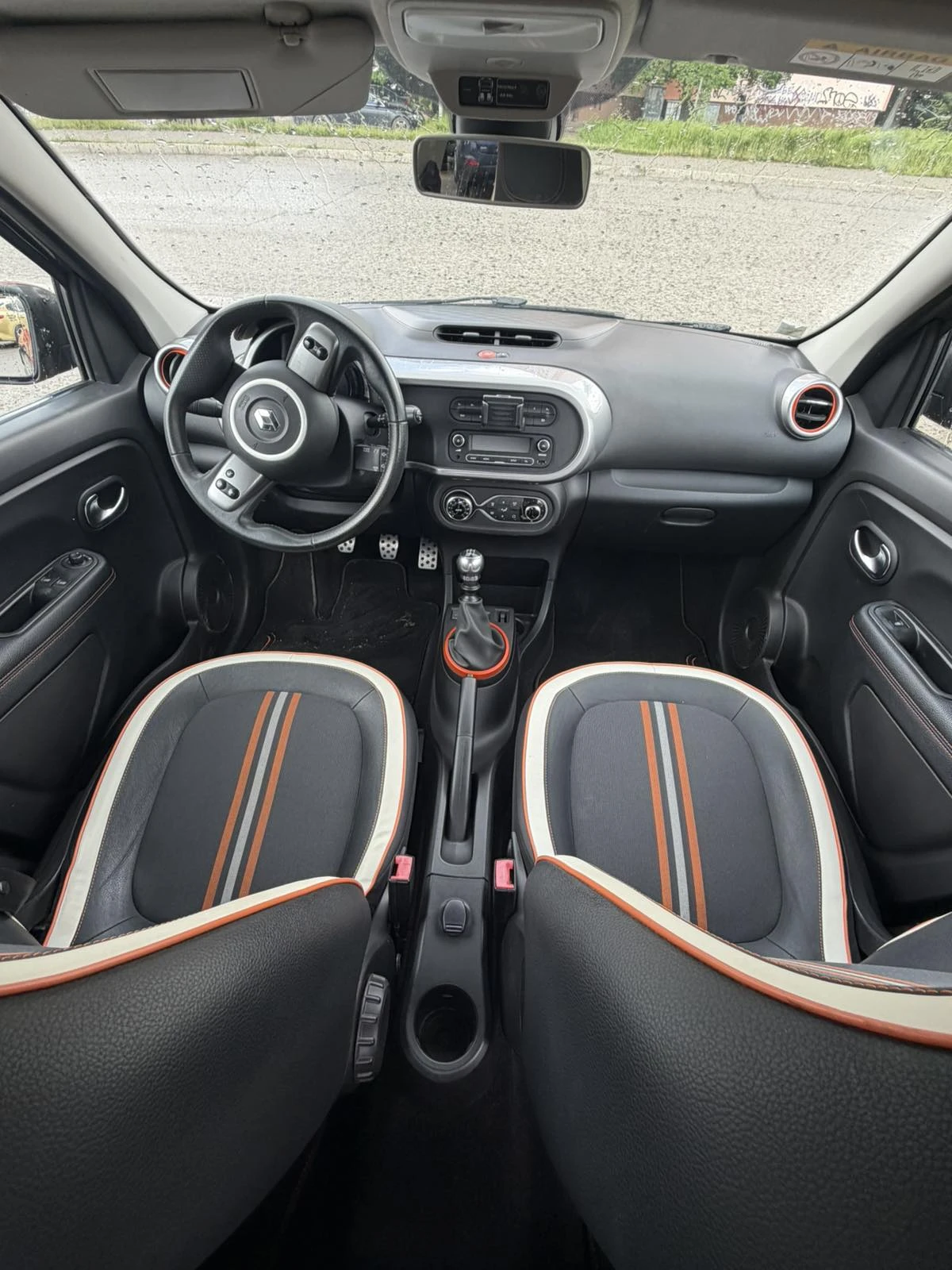Renault Twingo GT 0.9 TCe, снимка 13 - Автомобили и джипове - 56530993