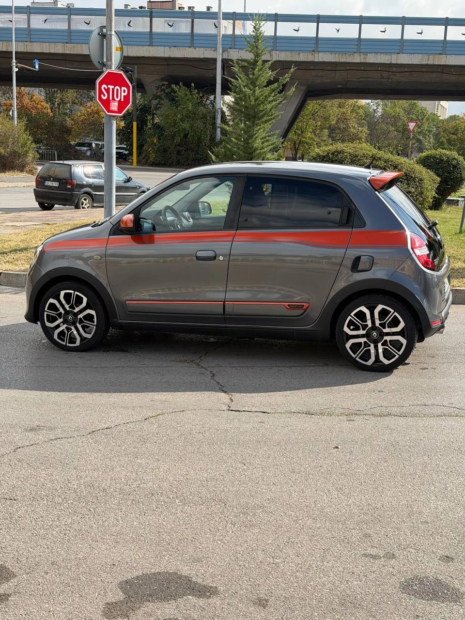Renault Twingo GT 0.9 TCe, снимка 6 - Автомобили и джипове - 56530993