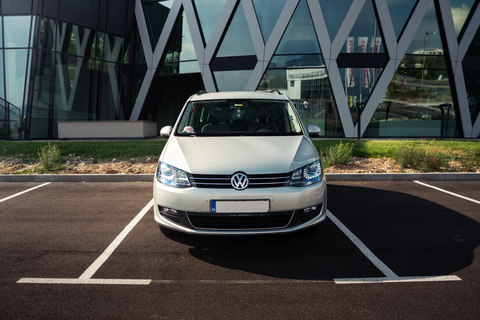 VW Sharan, снимка 3 - Автомобили и джипове - 56640518
