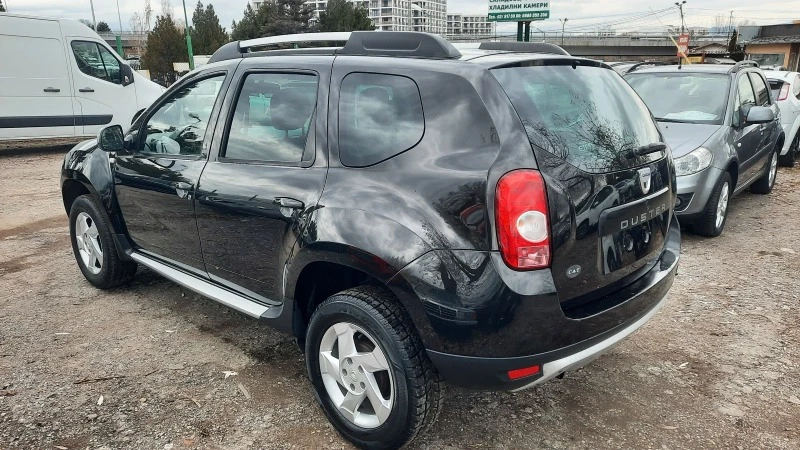 Dacia Duster 1.6i, снимка 4 - Автомобили и джипове - 43414491