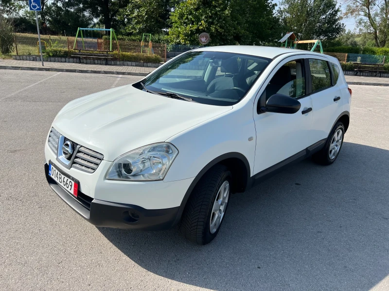 Nissan Qashqai 1.6I, снимка 8 - Автомобили и джипове - 51275800