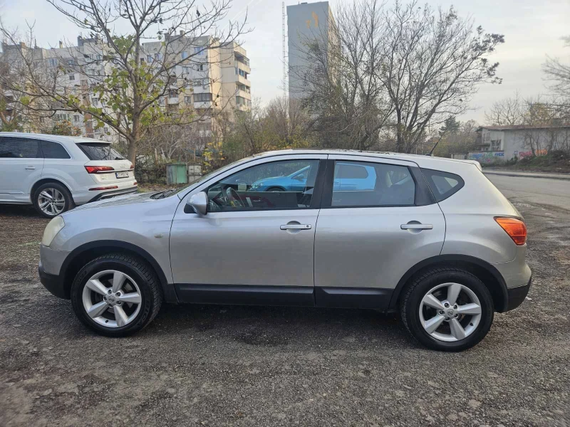Nissan Qashqai 2.0 DCI 150kc 4X4, снимка 2 - Автомобили и джипове - 52680044