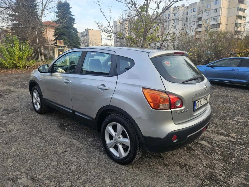 Nissan Qashqai 2.0 DCI 150kc 4X4, снимка 3 - Автомобили и джипове - 52680044