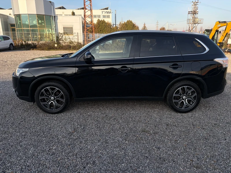 Mitsubishi Outlander 2.2DID-150 k.c. 4WD, Автоматик /6+ 1МЕСТА/, снимка 3 - Автомобили и джипове - 52845454