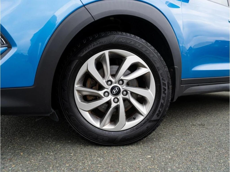 Hyundai Tucson * Awd 2.0l Premium * CARFAX * БЕЗ ПЪРВОНАЧАЛНА ВНО, снимка 8 - Автомобили и джипове - 52932094