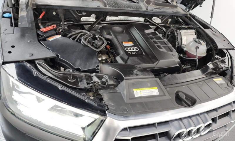 Audi Q5, снимка 6 - Автомобили и джипове - 53416185