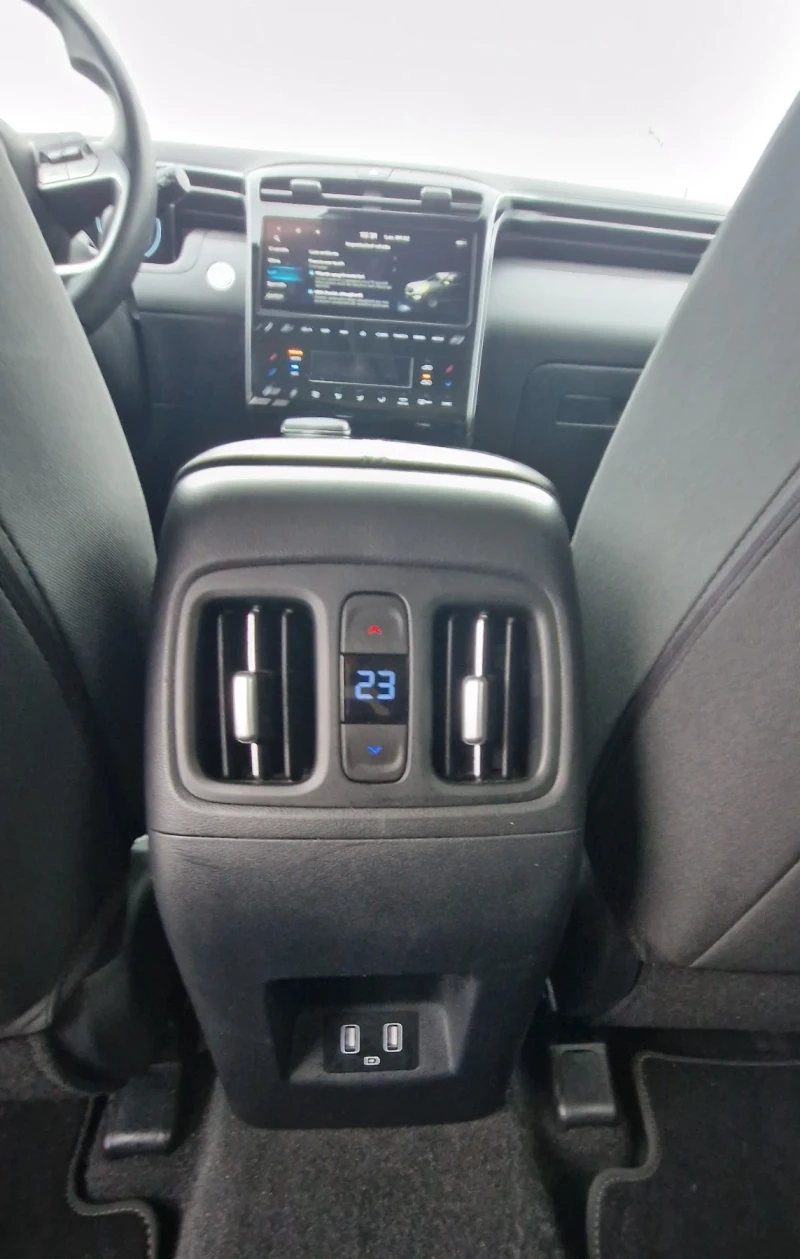Hyundai Tucson 1.6CRDI/MILD HYBRID/СЕРВИЗНА ИСТОРИЯ/ГАРАНЦИЯ!, снимка 8 - Автомобили и джипове - 53420270