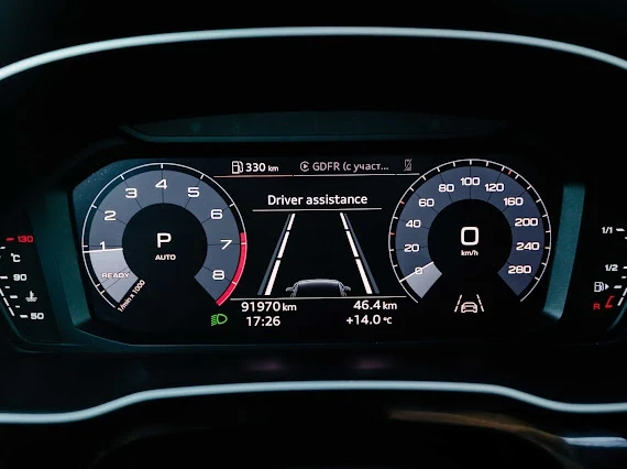 Audi Q3 Quattro 45TFSI S line Premium Plus, снимка 13 - Автомобили и джипове - 53687677